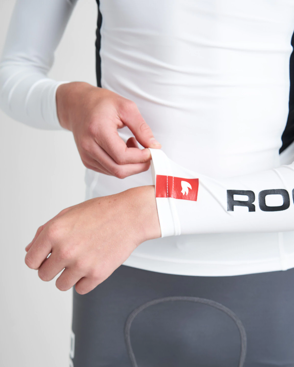 RASH TOP - LONG SLEEVED - WHITE