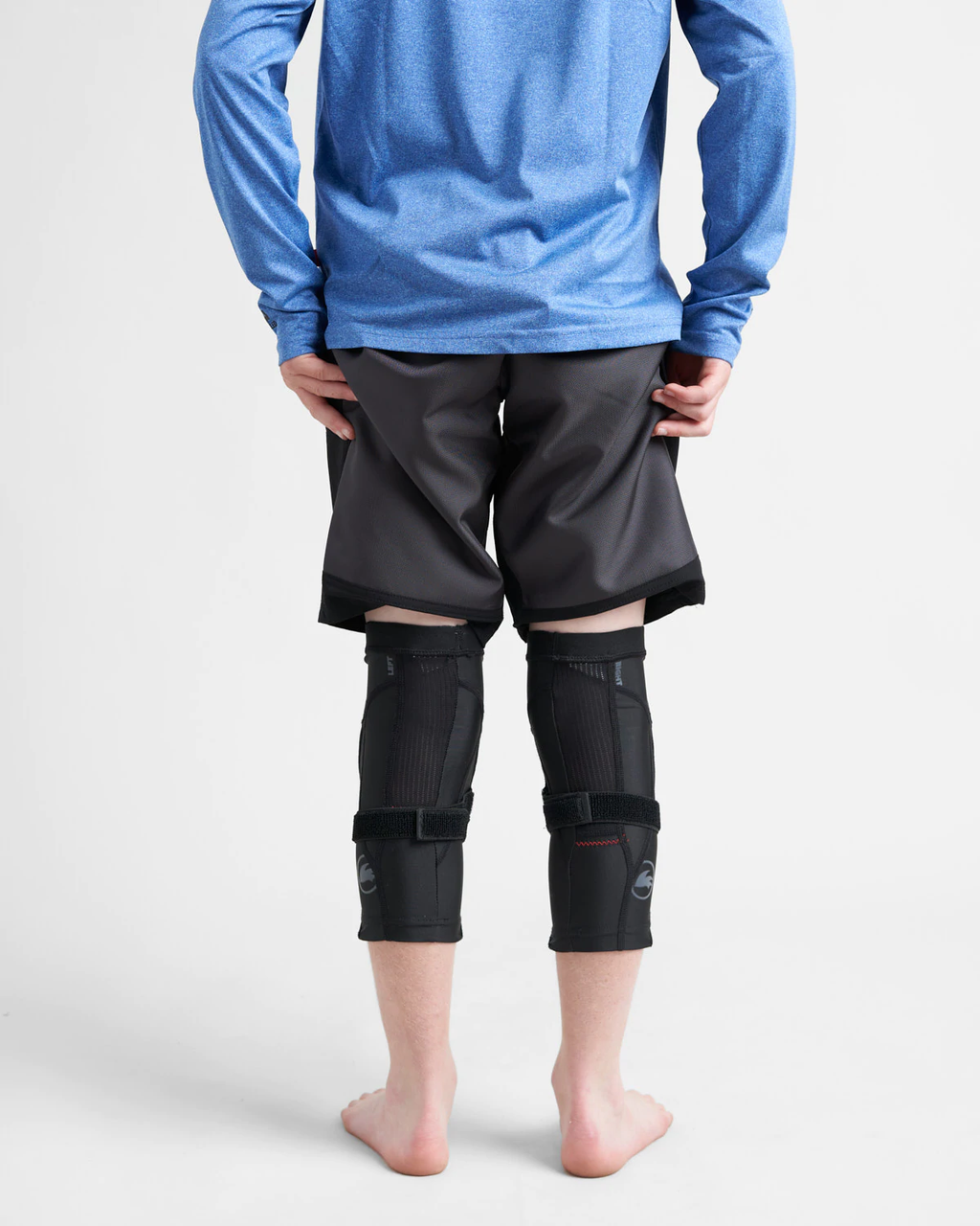 RACE ARMOUR KNEE PADS