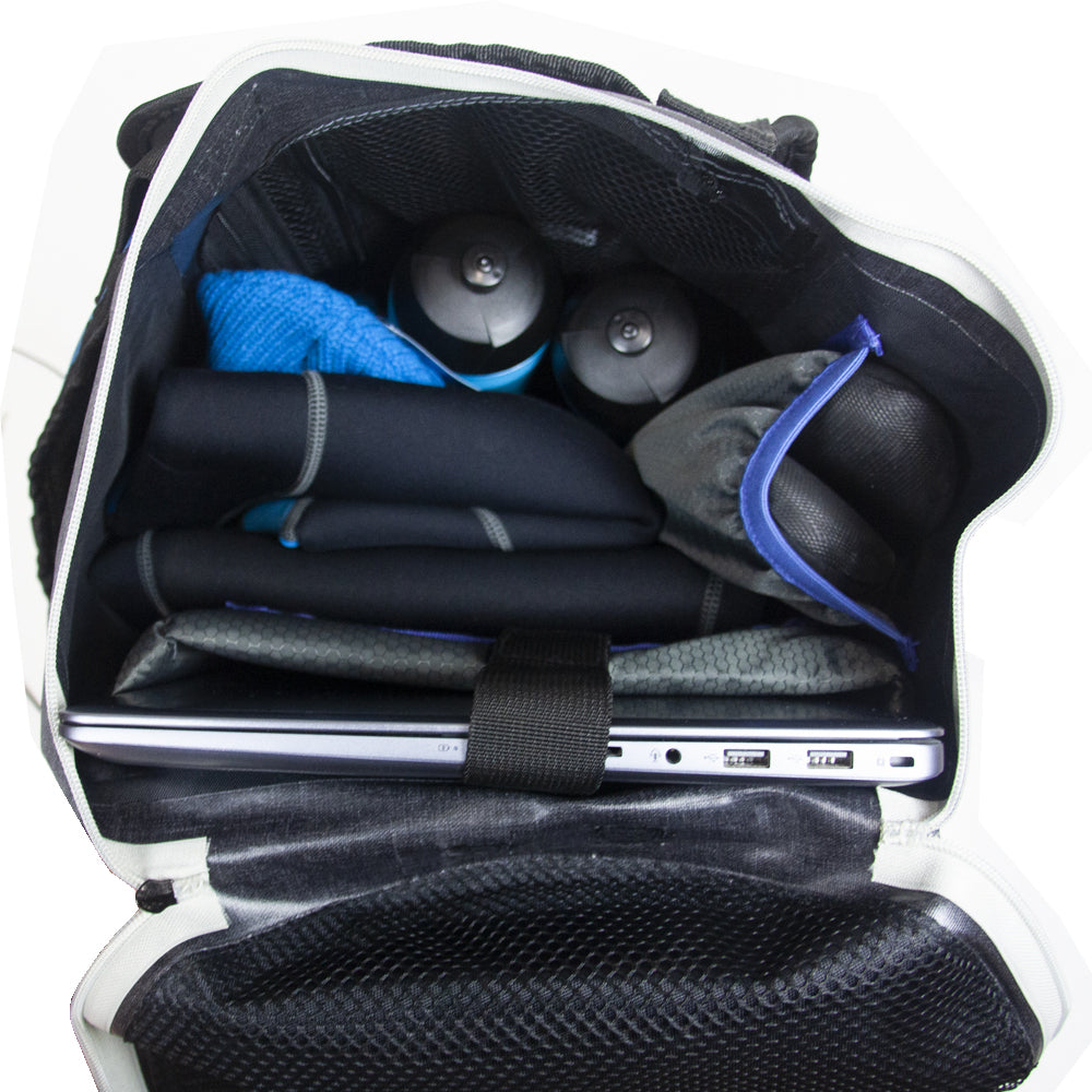 DUFFEL TRAVEL BAG 30 L